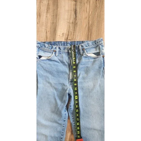 Wrangler Mens Straight Fit Light Blue Denim Jeans Zip Button Pockets Casual - Picture 5 of 8